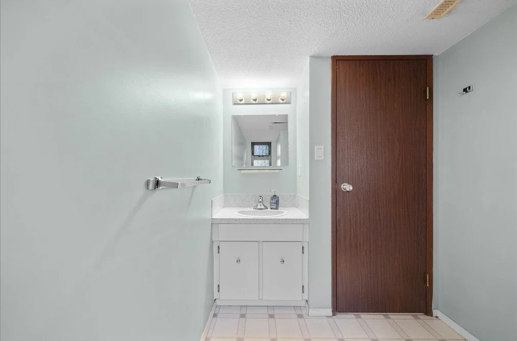 364 54 Street, Delta, BC - House for Sale - Photo 23 of 34