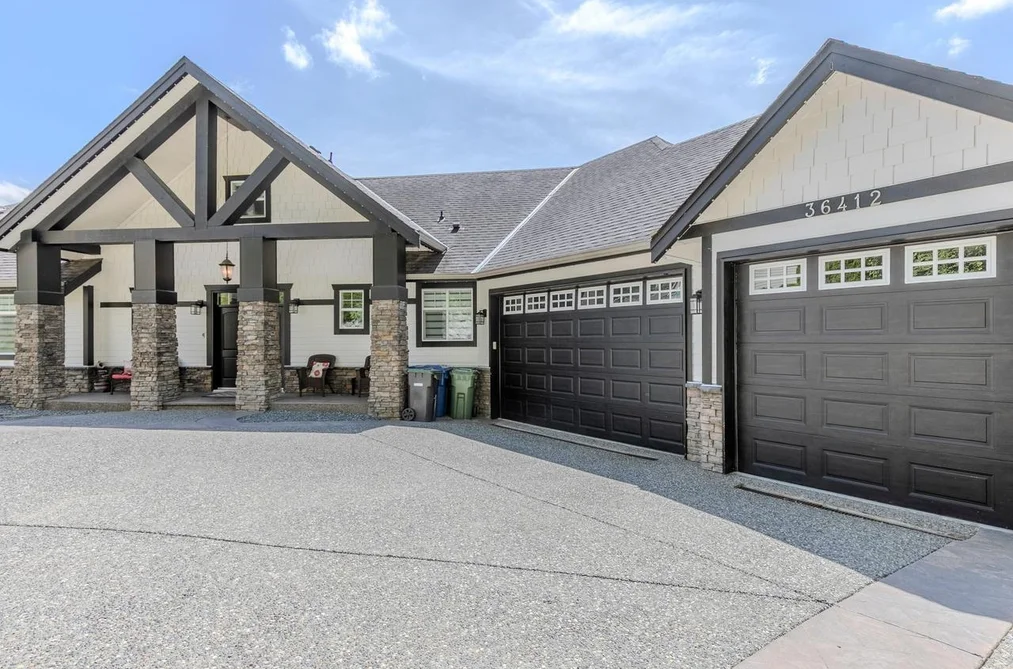 36412 CARNARVON COURT, Abbotsford BC V3G 3G4, Abbotsford BC — Residential for Sale - Photo 2