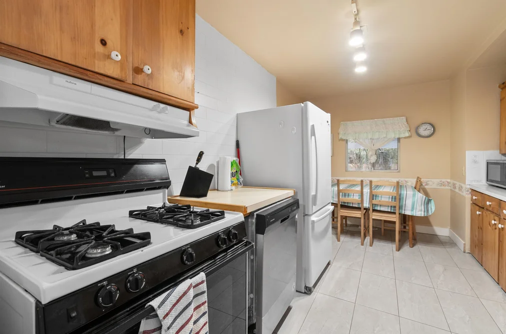 366 WATER AVENUE, Hope BC V0X 1L0, Hope BC — Residential for Sale - Photo 6