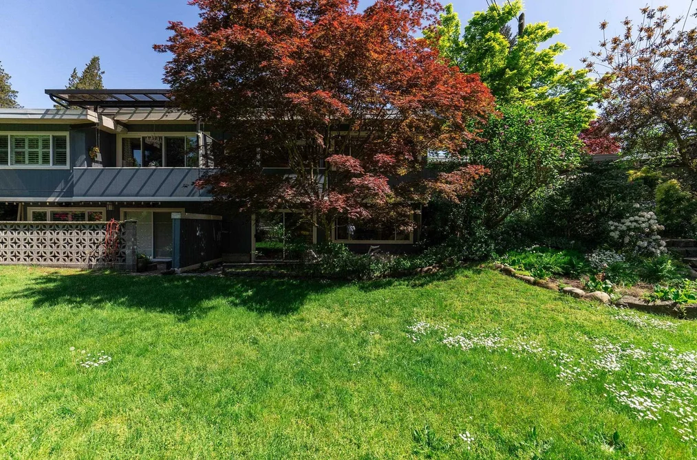Townhouse for sale at 3665 Edgemont Boulevard North Vancouver British Columbia - MLS: R3124879