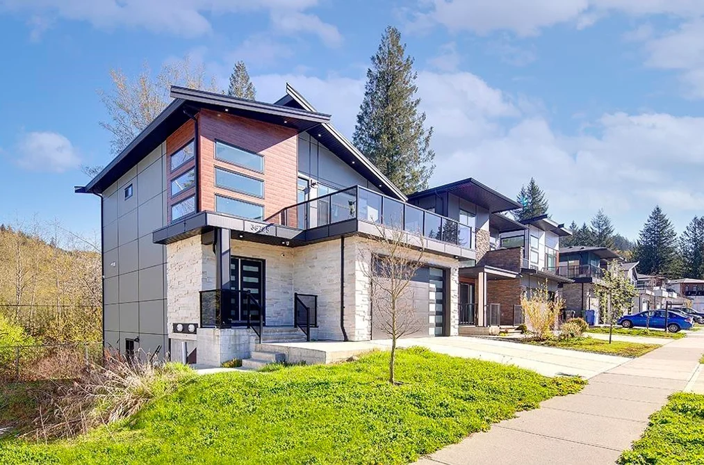 36725 CARL CREEK CRESCENT, Abbotsford BC V3G 0H4, Abbotsford BC — Residential for Sale - Photo 3