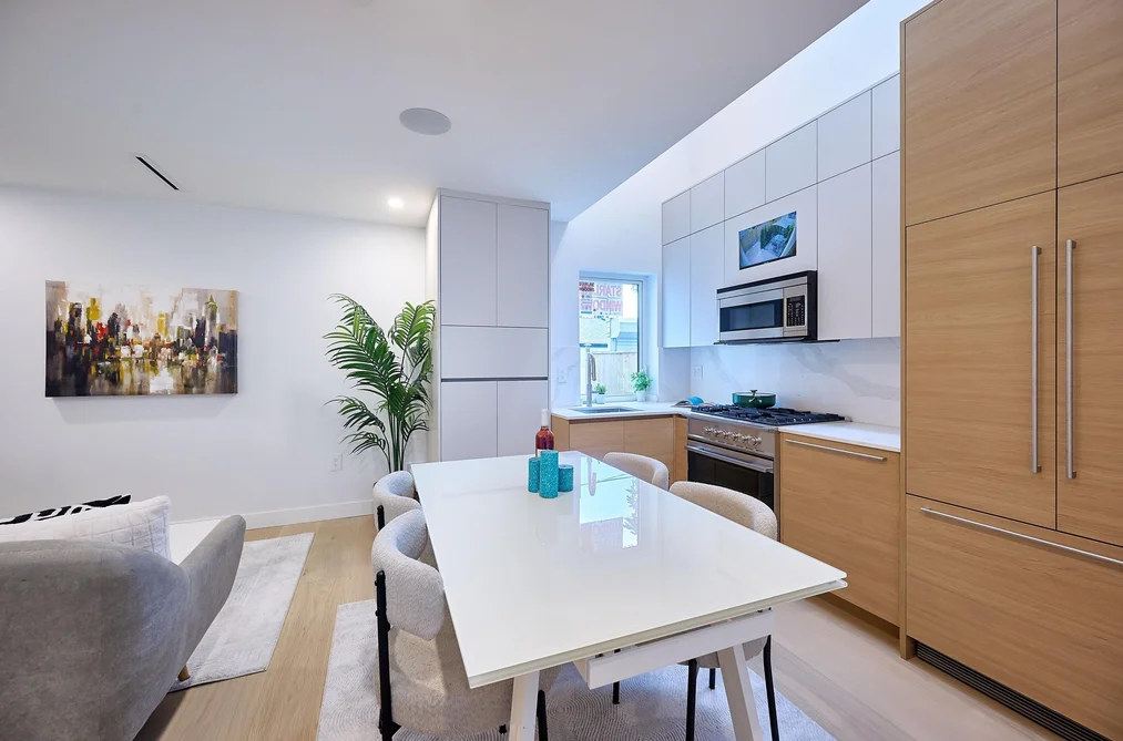 3674 W 1ST AVENUE, Vancouver BC V6R 1H2, Vancouver BC — Residential for Sale - Photo 2