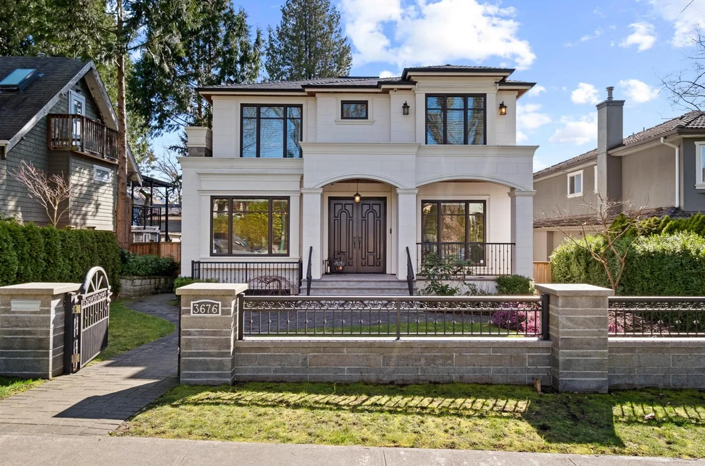 House for sale at 3676 W 28th Avenue Vancouver British Columbia - MLS: R3101656