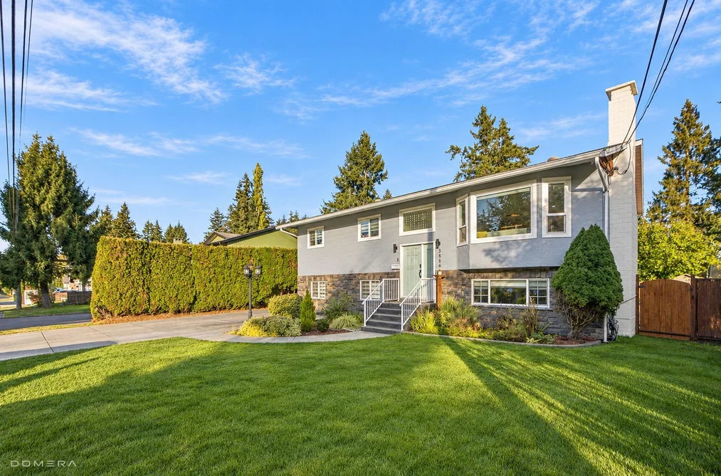 3684 197 Street, Langley, BC - House for Sale - Photo 5 of 40 3684 197 Street, Langley, BC - House for Sale - Photo 5 of 40