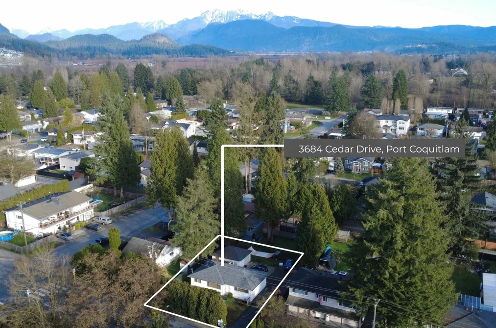 House for sale at 3684 Cedar Drive Port Coquitlam British Columbia - MLS: R3118118