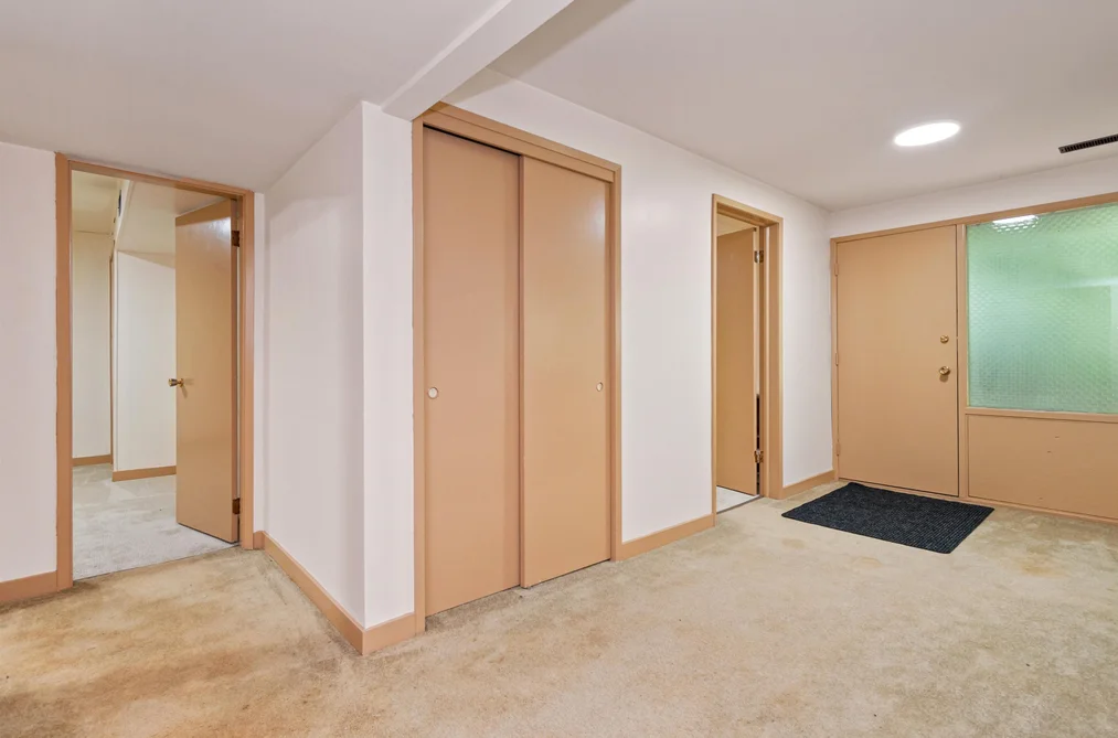 3687 COAST MERIDIAN ROAD, Port Coquitlam BC V3B 3N9, Port Coquitlam BC — Residential for Sale - Photo 2