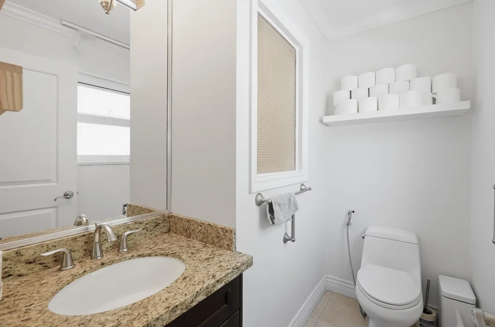 3693 REGENT AVENUE, North Vancouver BC V7N 2C3, North Vancouver BC — Residential for Sale — Photo 21 of 40