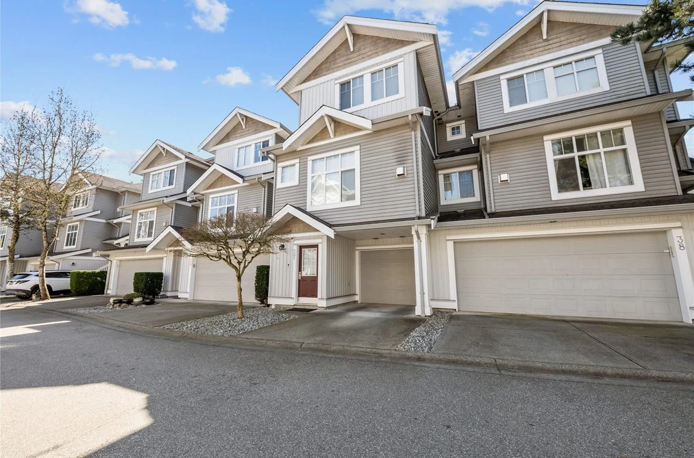 Townhouse for sale at 37 16760 61 Avenue Surrey British Columbia - MLS: R3107654