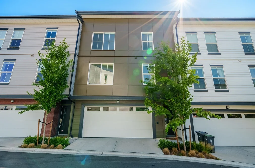 37 20246 81 AVENUE, Langley BC V2Y 3T3, Langley BC — Residential for Sale - Photo 3