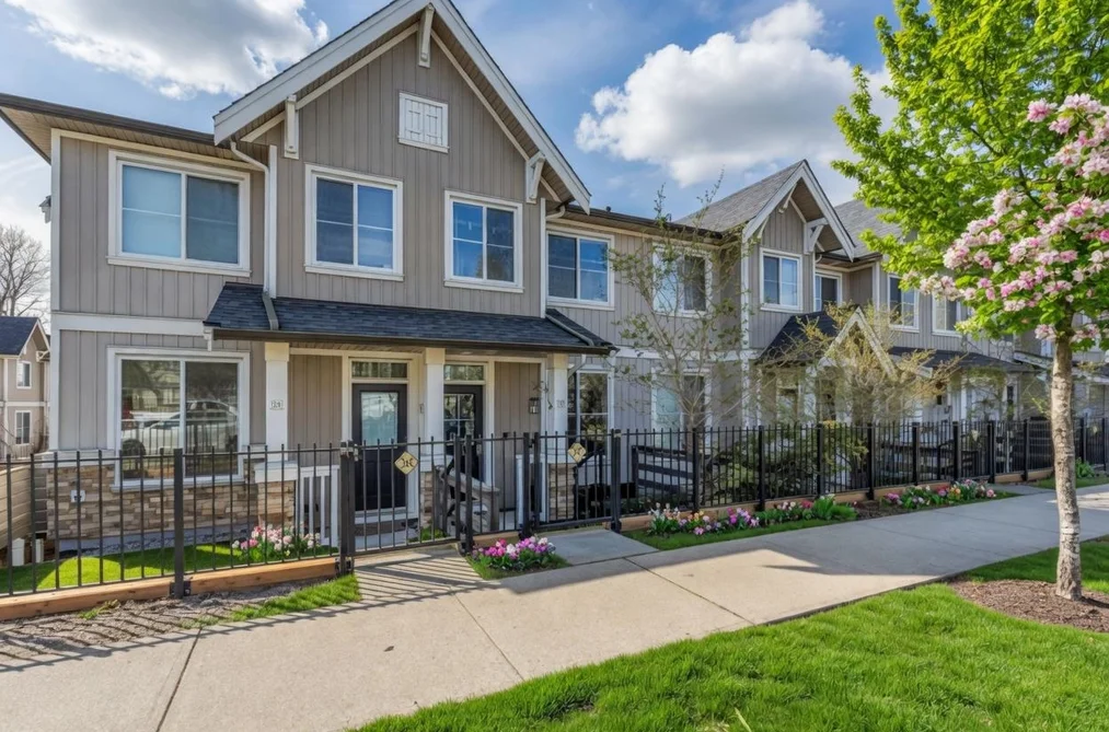 Townhouse for sale at 37 31032 Westridge Place Abbotsford British Columbia - MLS: R3106307
