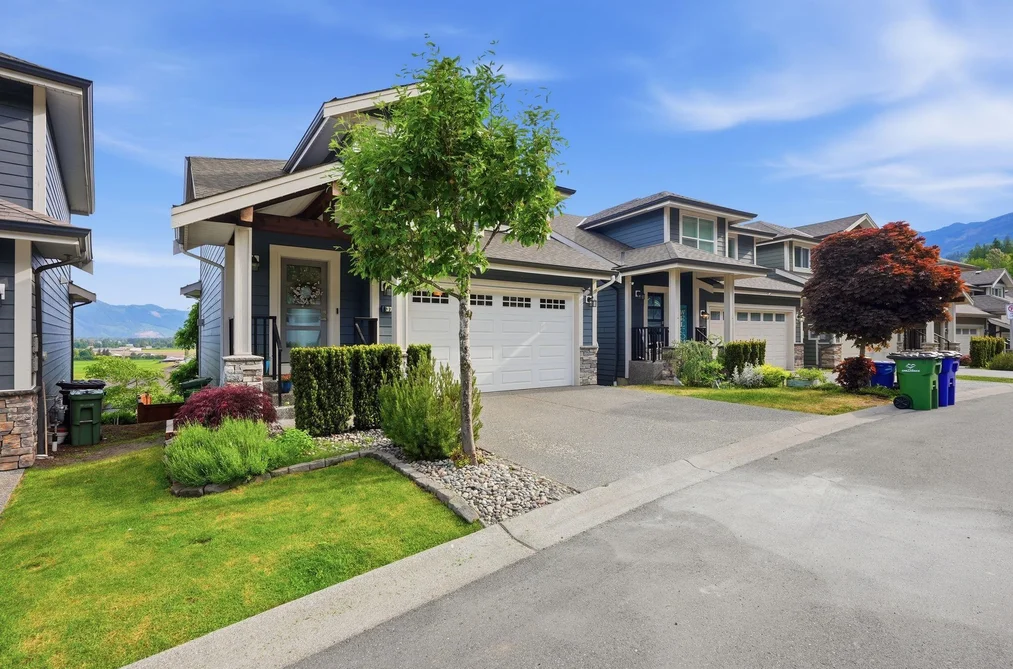 37 50634 LEDGESTONE PLACE, Chilliwack BC V2P 0E7, Chilliwack BC — Residential for Sale - Photo 2