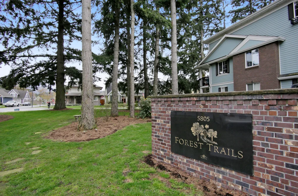 37 5805 SAPPERS WAY, Chilliwack BC V2R 0L7, Chilliwack BC — Residential for Sale - Photo 2