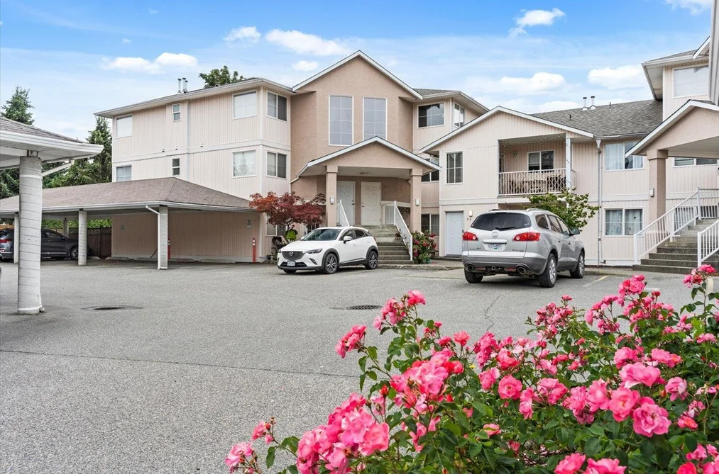 37 5915 VEDDER ROAD, Chilliwack BC V2R 1C3, Chilliwack BC — Residential for Sale — Photo 2 of 25
