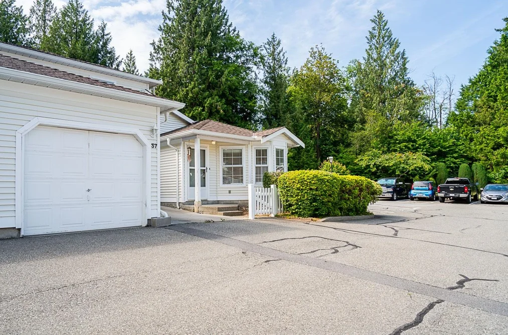 37 6537 138 STREET, Surrey BC V3W 0C4, Surrey BC — Residential for Sale - Photo 3