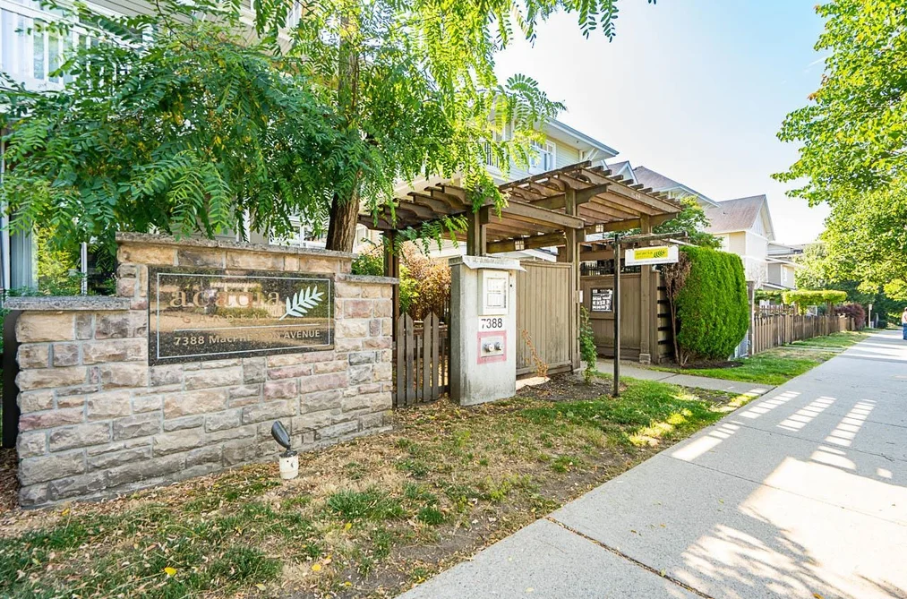 37 7388 MACPHERSON AVENUE, Burnaby BC V5J 0A1, Burnaby BC — Residential for Sale - Photo 2
