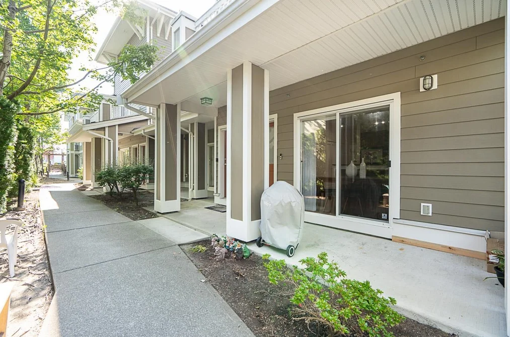 37 7388 MACPHERSON AVENUE, Burnaby BC V5J 0A1, Burnaby BC — Residential for Sale - Photo 3