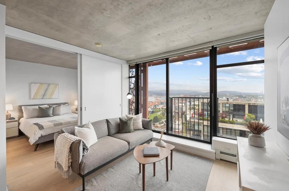 Condo for sale at 3705 128 W Cordova Street Vancouver British Columbia - MLS: R3122882