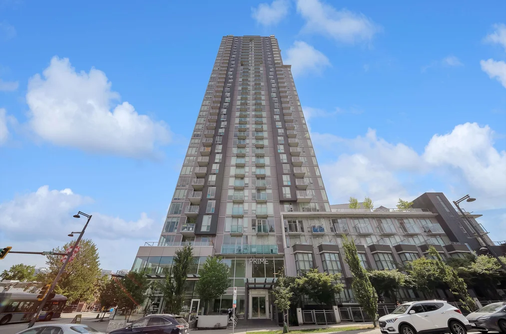 Condo for sale at 3705 13438 Central Avenue Surrey British Columbia - MLS: R3085962