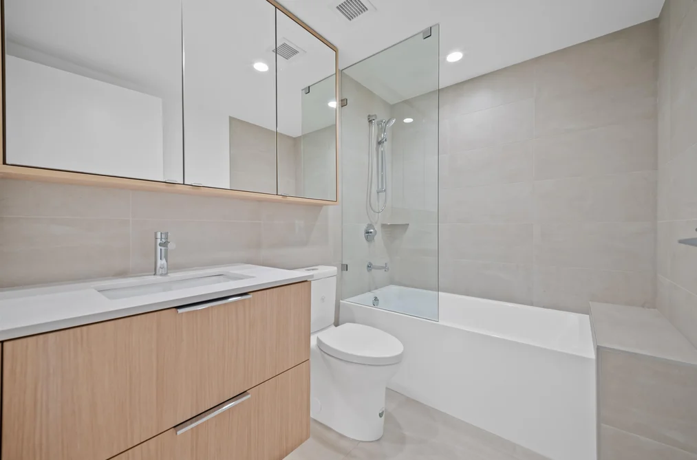 3705 2135 SPRINGER AVENUE, Burnaby BC V5B 2Z6, Burnaby BC — Residential for Sale — Photo 16 of 38
