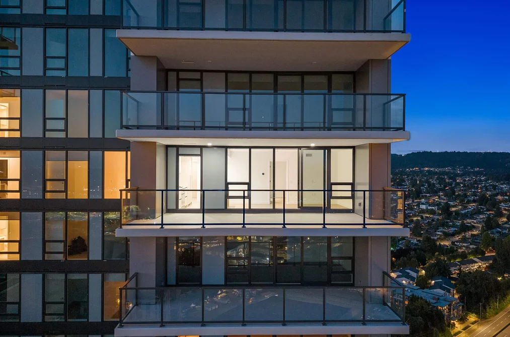 3705 2135 SPRINGER AVENUE, Burnaby BC V5B 2Z6, Burnaby BC — Residential for Sale - Photo 2