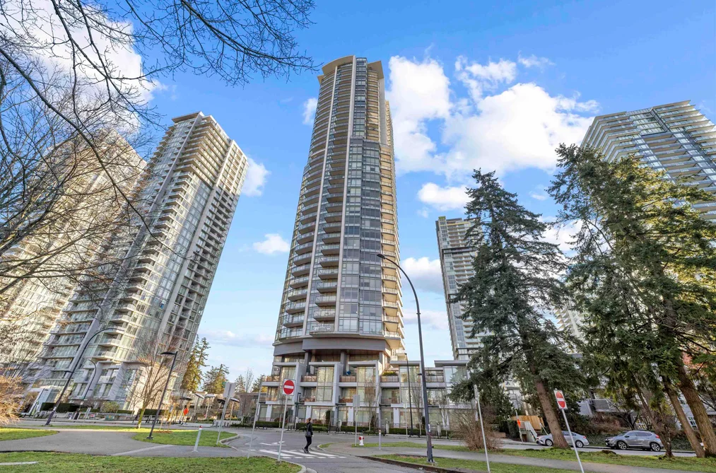 Condo for sale at 3705 4900 Lennox Lane Burnaby British Columbia - MLS: R3162322