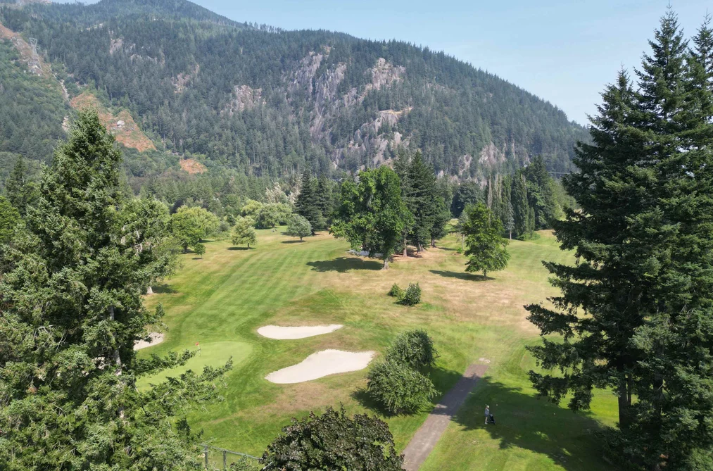 3705 Hot Springs Road, Agassiz, BC - MLS: R3162200 - Photo 14 3705 Hot Springs Road, Agassiz, BC - MLS: R3162200 - Photo 14