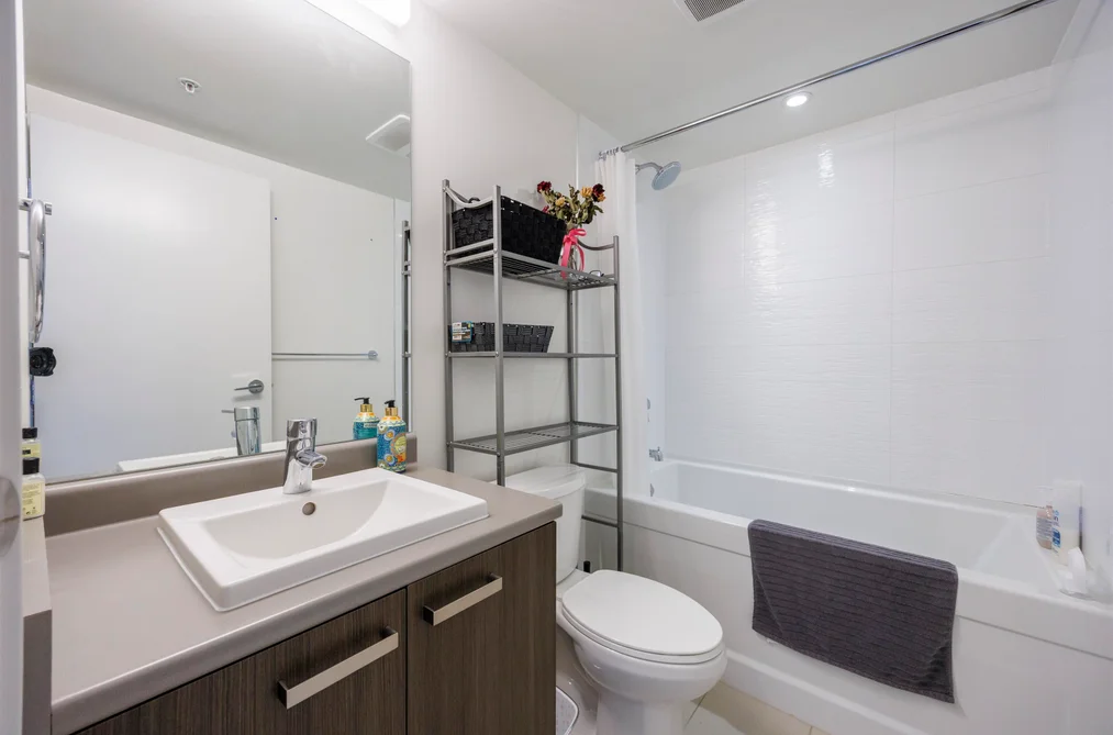 3708 13325 102A AVENUE, Surrey BC V3T 0J5, Surrey BC — Residential for Sale - Photo 4