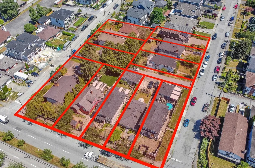 3717 PRICE STREET, Burnaby BC V5G 2K9, Burnaby BC — Residential for Sale - Photo 2
