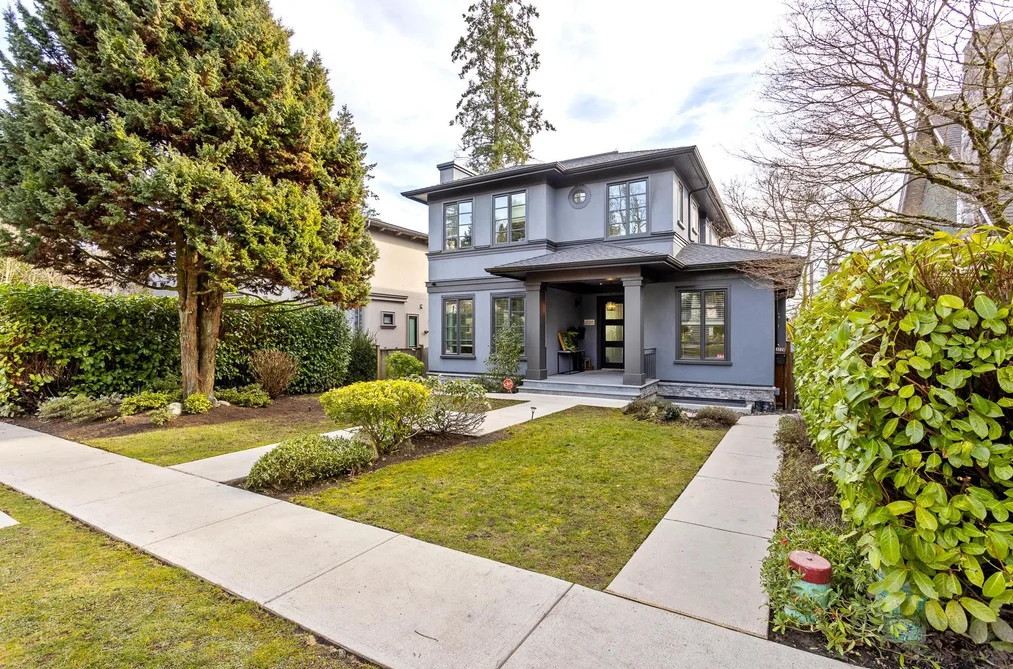 House for sale at 3726 W 35th Avenue Vancouver British Columbia - MLS: R3103826