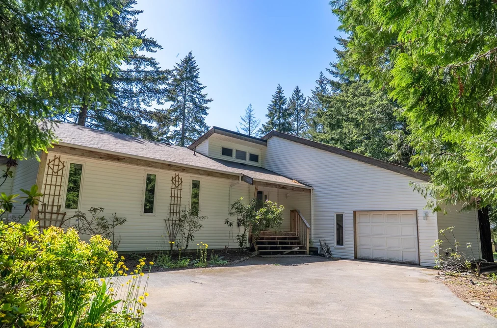 House for sale at 37267 Schooner Way Pender Island British Columbia - MLS: R3119823