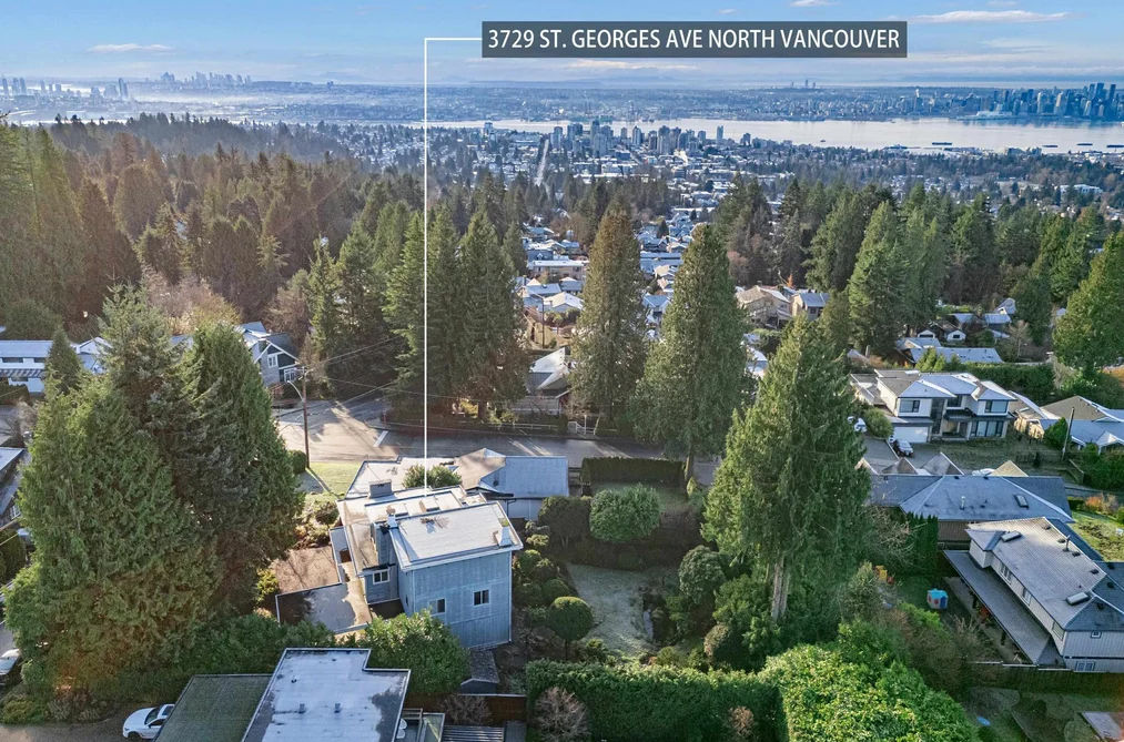 House for sale at 3729 St. Georges Avenue North Vancouver British Columbia - MLS: R3082580