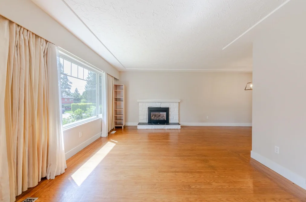 3729 WELLINGTON STREET, Port Coquitlam BC V3B 3Y9, Port Coquitlam BC — Residential for Sale - Photo 2