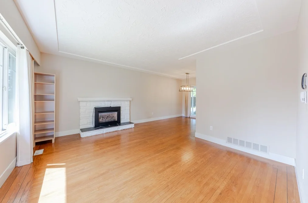 3729 WELLINGTON STREET, Port Coquitlam BC V3B 3Y9, Port Coquitlam BC — Residential for Sale - Photo 4