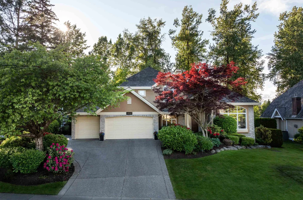 3733 DEVONSHIRE DRIVE, Surrey BC V3Z 0H8, Surrey BC — Residential for Sale - Main Photo