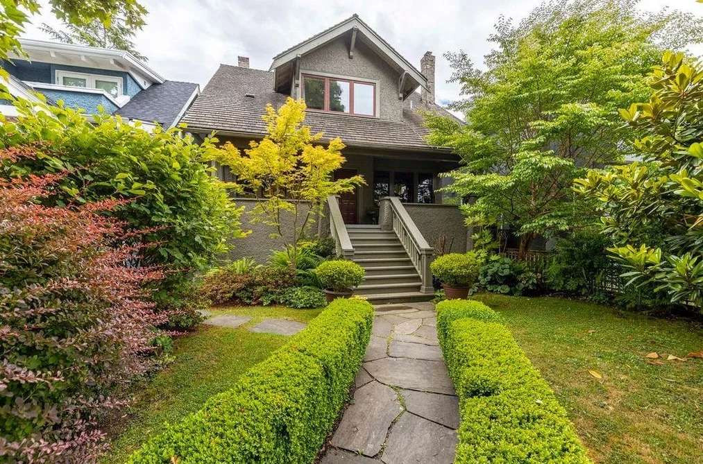 House for sale at 3738 W 24th Avenue Vancouver British Columbia - MLS: R3135959