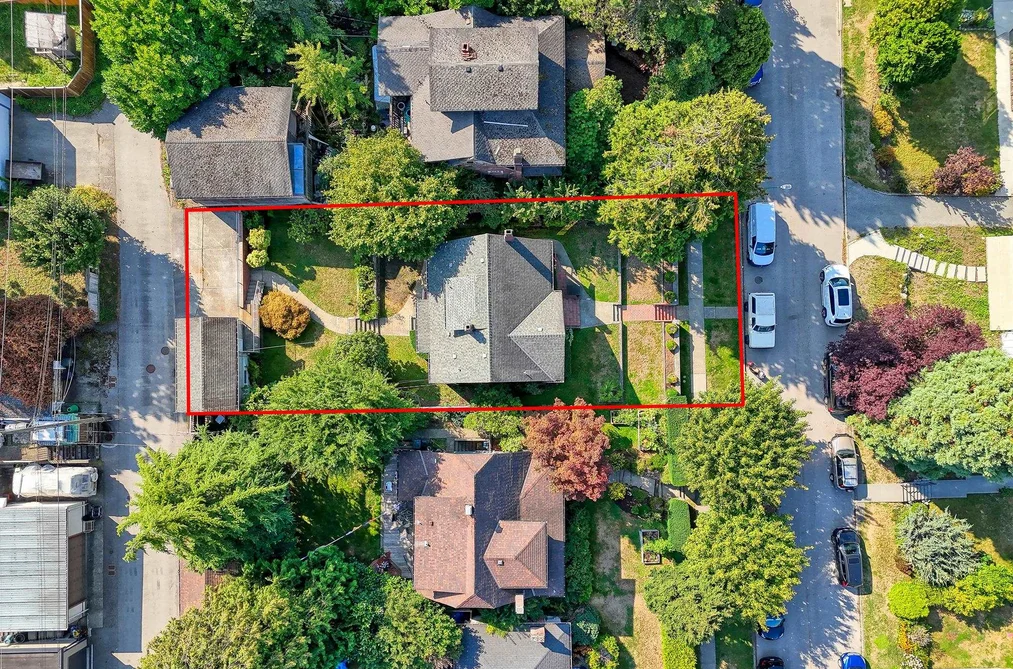 3746 EDINBURGH STREET, Burnaby BC V5C 1R5, Burnaby BC — Residential for Sale - Photo 2