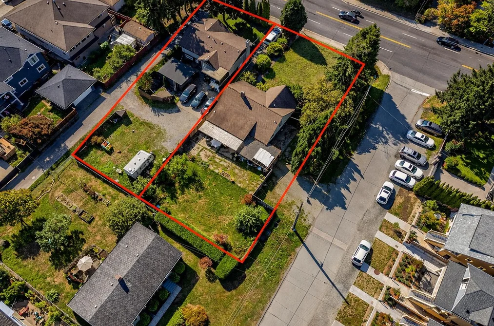 375 BLUE MOUNTAIN STREET, Coquitlam BC V3K 4J7, Coquitlam BC — Residential for Sale - Photo 4