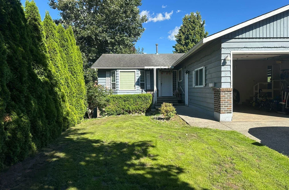 3752 HARWOOD CR CRESCENT, Abbotsford BC V2S 7A6, Abbotsford BC — Residential for Sale - Photo 2