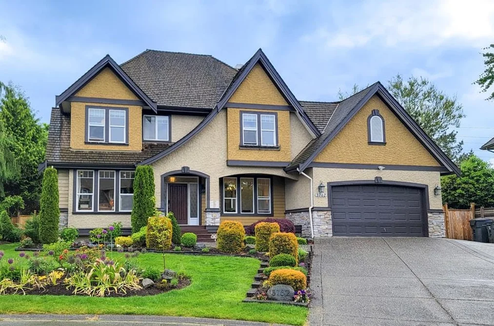House for sale at 3762 159a Street Surrey British Columbia - MLS: R3075962