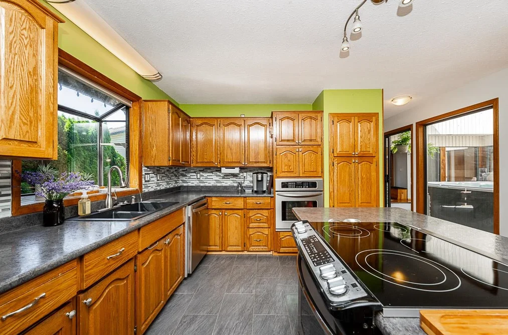 3762 NANAIMO CRESCENT, Abbotsford BC V2T 4Z7, Abbotsford BC — Residential for Sale — Photo 15 of 40