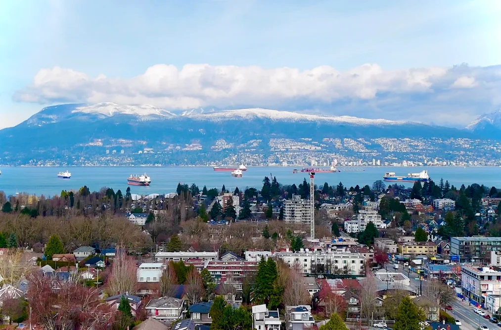 House for sale at 3762 W 13th Avenue Vancouver British Columbia - MLS: R3109721