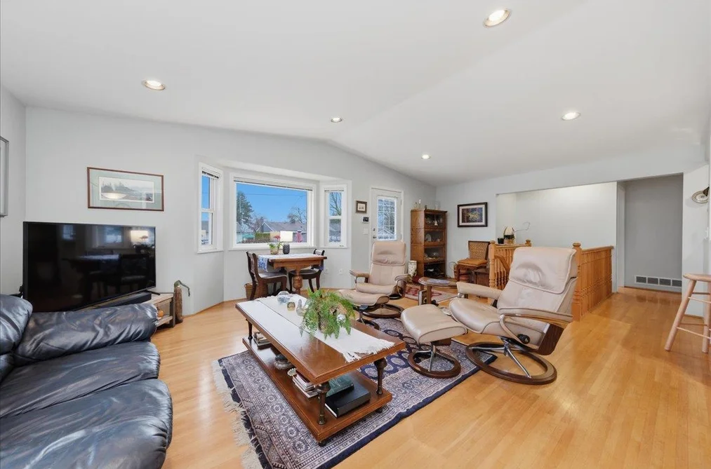 3776 ARBOR STREET, Burnaby BC V5J 1T4, Burnaby BC — Residential for Sale - Photo 4