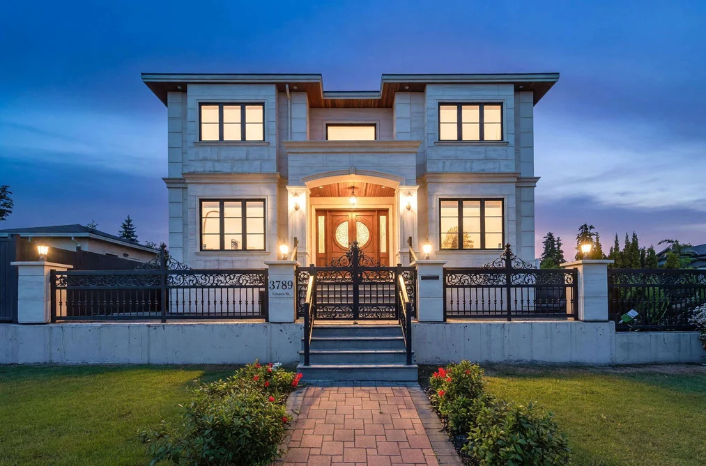 House for sale at 3789 Clinton Street Burnaby British Columbia - MLS: R3124842