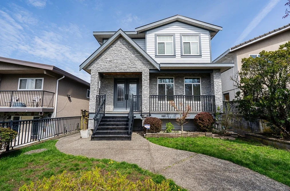 House for sale at 3795 Union Street Burnaby British Columbia - MLS: R3149015