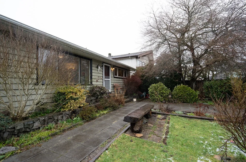 37963 FOURTH AVENUE, Squamish BC V8B 0B7, Squamish BC — Residential for Sale - Photo 4