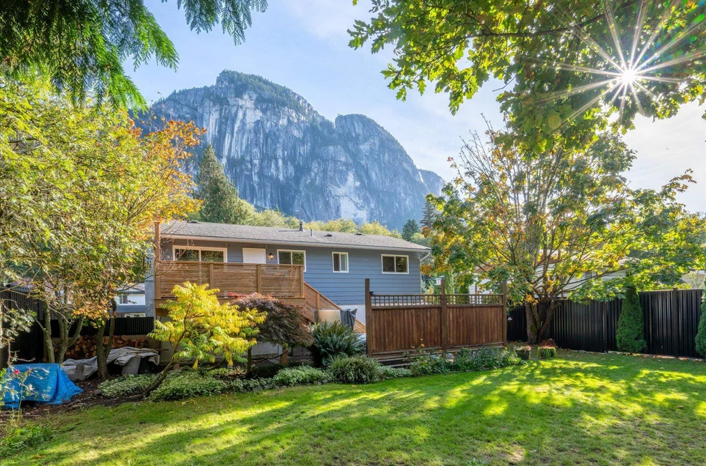 37963 Magnolia Cres, Squamish, BC - MLS: R3175383