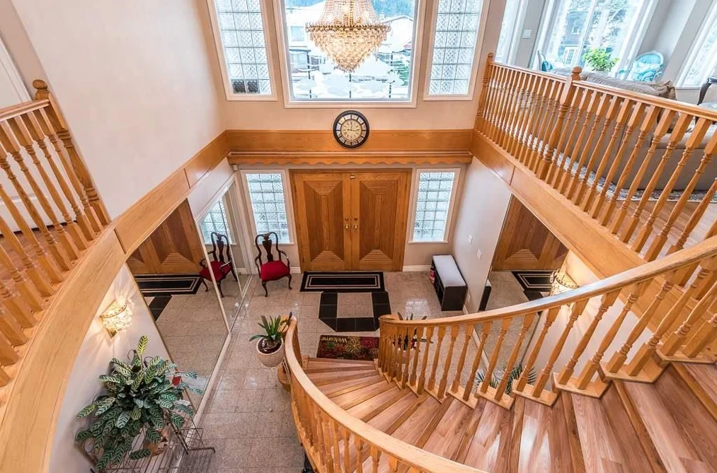 37979 FIFTH AVENUE, Squamish BC V8B 0A6, Squamish BC — Residential for Sale - Photo 2