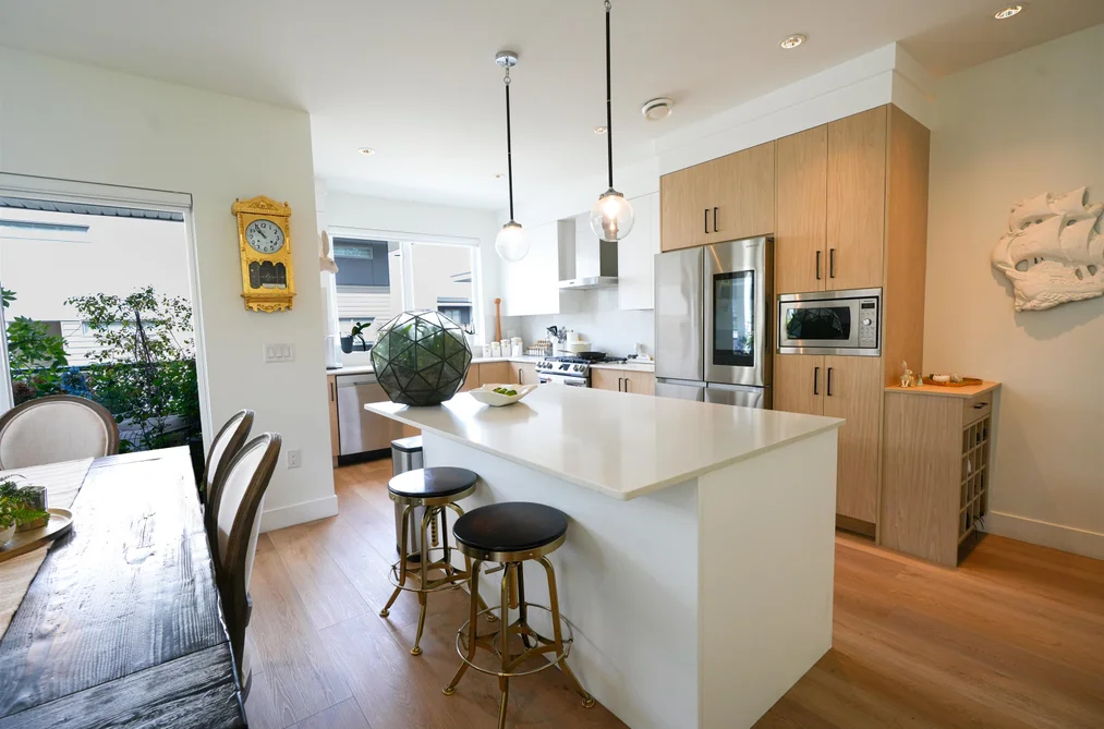 38 12585 104A AVENUE, Surrey BC V3V 0G7, Surrey BC — Residential for Sale — Photo 4 of 23