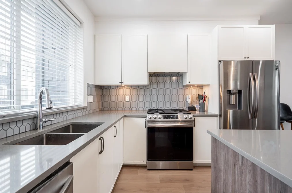 Townhouse for sale at 38 14355 62 Avenue Surrey British Columbia - MLS: R3114541
