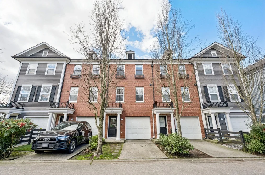 Townhouse for sale at 38 19572 Fraser Way Pitt Meadows British Columbia - MLS: R3102439